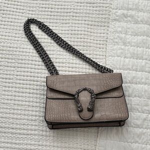 Light Brown Crocodile-Embossed, Horseshoe Chain Bag